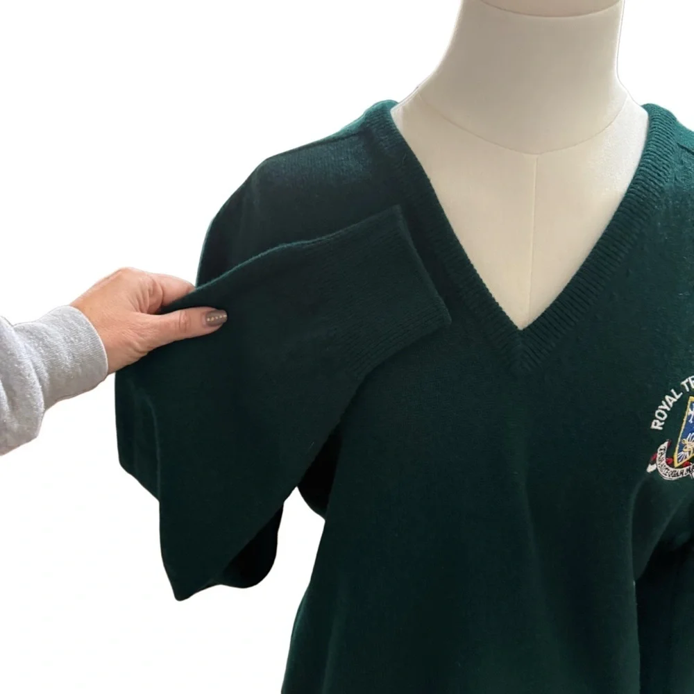 Pringle of Scotland Hunter Green Lambswool V-Neck Golf Preppy Academia Sweater